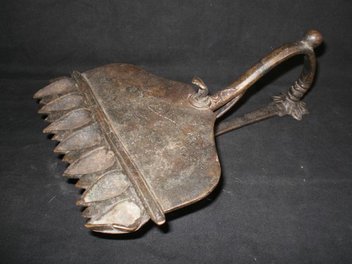 Ancienne lampe huile de - a,
